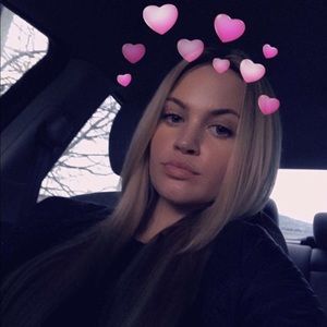 Meet your Posher, Kelsey